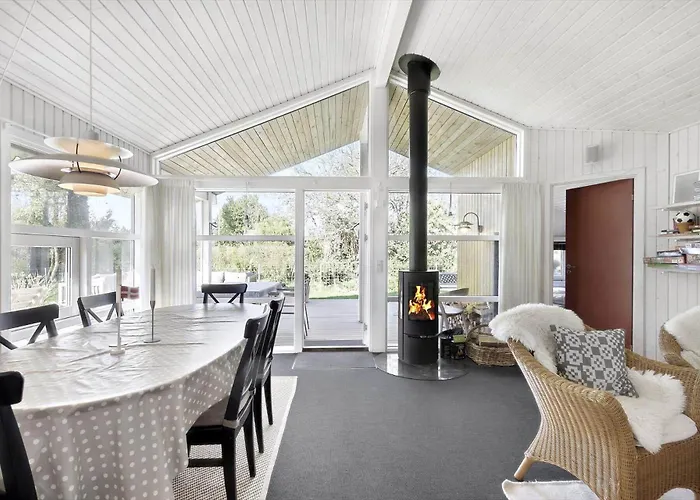 R617-rodvig-stevns-thormodsvej-17 * Rødvig